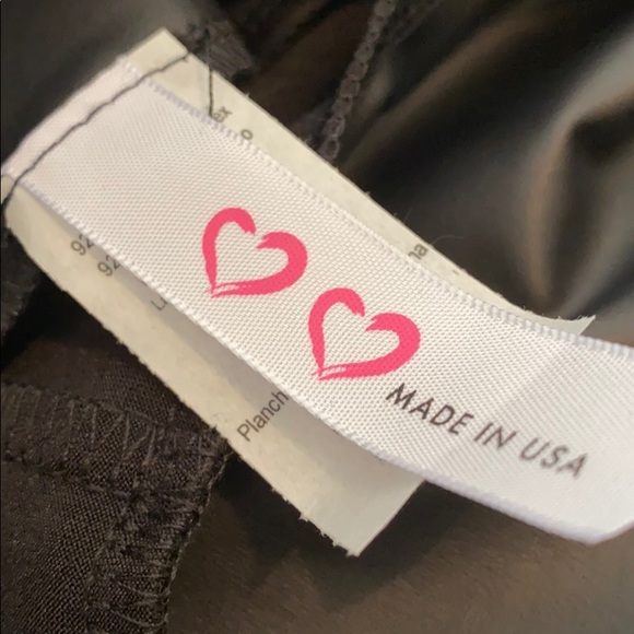 Faux Leather Black Full Length Leggings NWT - Picture 4 of 7